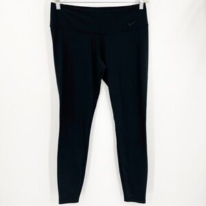 Nike Black 28" Inseam Mid Rise Yoga Leggings Size Large Exercise Running